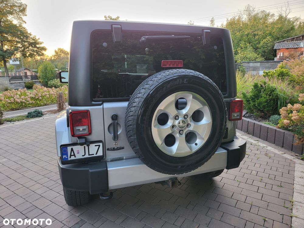 Jeep Wrangler - 8