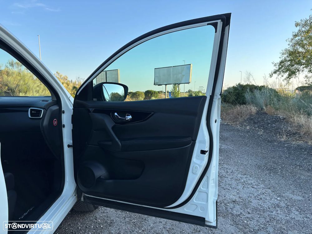 Nissan Qashqai 1.5 dCi N-Connecta 18 RS+PS - 23