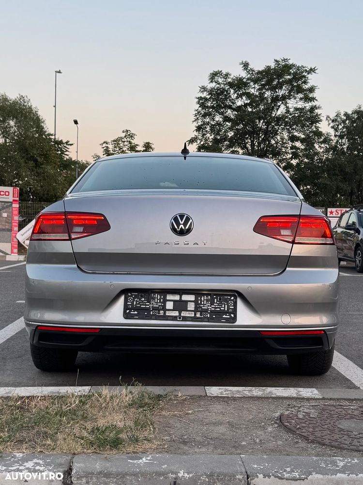 Volkswagen Passat 2.0 TDI SCR DSG Business - 38