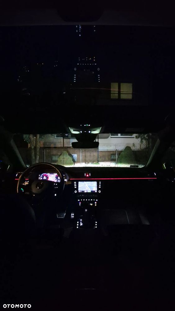 Skoda Superb 2.0 TSI Sportline DSG - 25