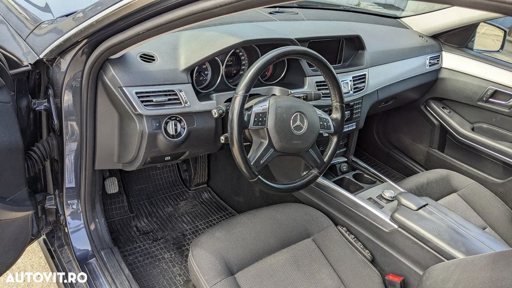 Mercedes-Benz E 200 CDI DPF BlueEFFICIENCY 7G-TRONIC - 11