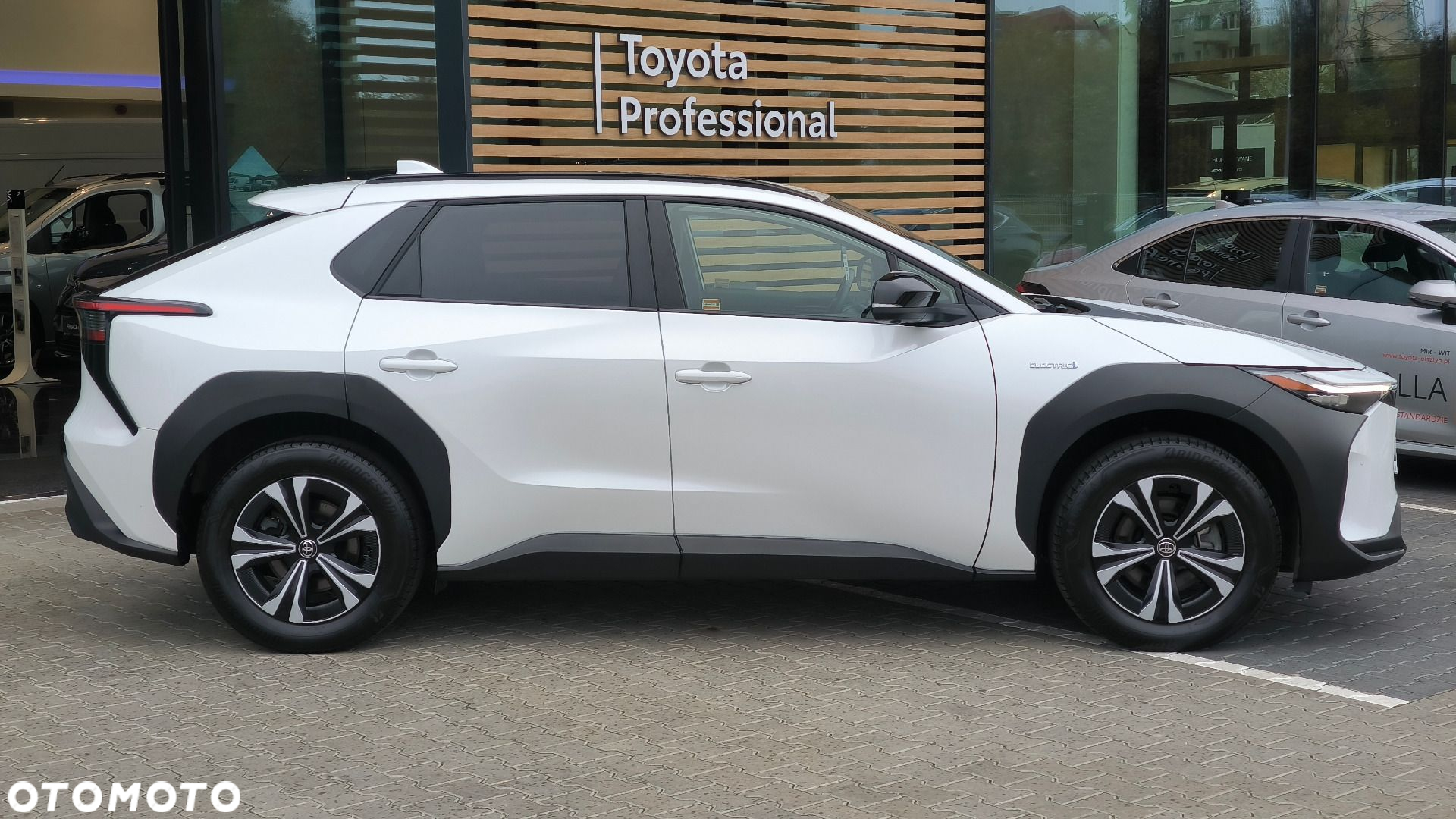 Toyota bZ4X 71.4kWh 4x4 Prestige - 6