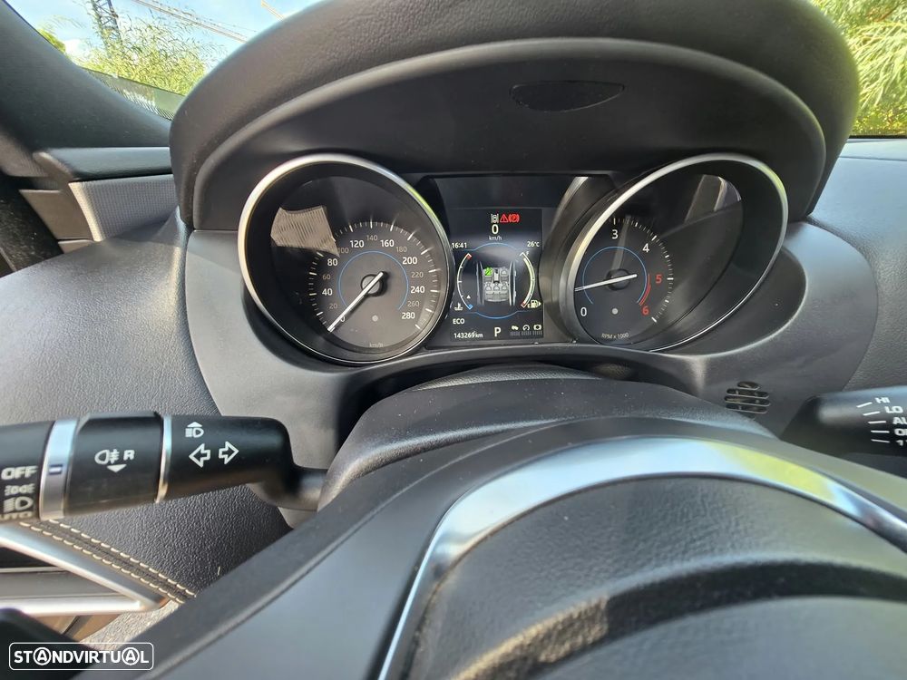 Jaguar XE 2.0 D R-Sport Aut. - 23