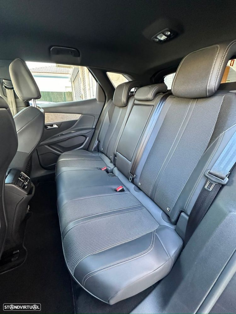 Peugeot 3008 1.2 PureTech GT EAT8 - 10