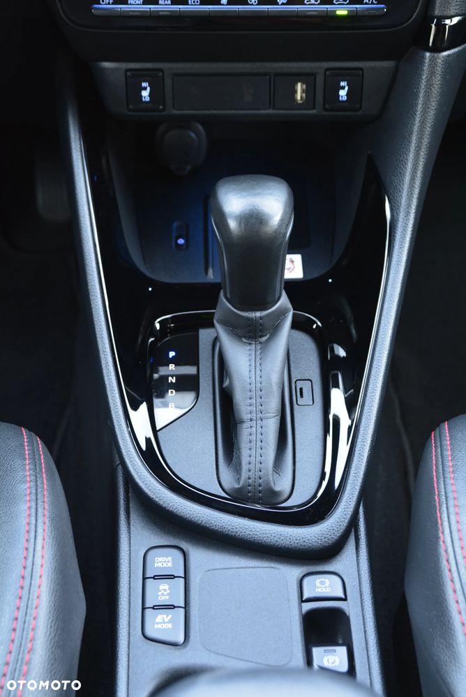 Toyota Yaris 1.5 VVT-i Tokyo Spirit - 33