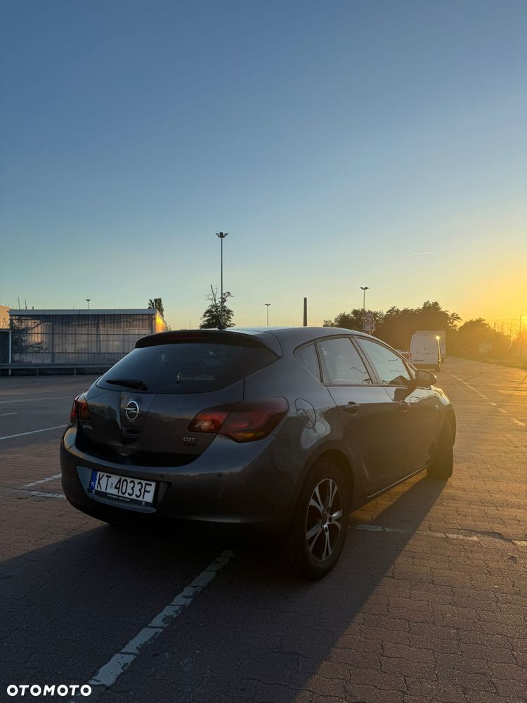 Opel Astra 1.7 CDTI - 7