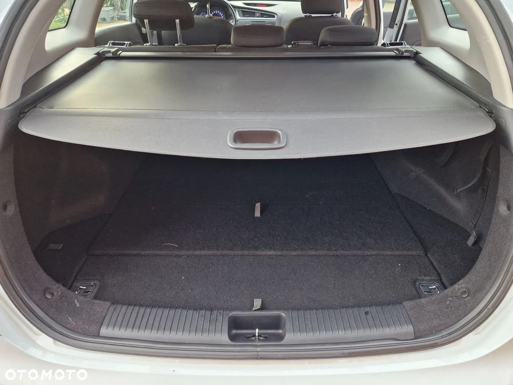 Kia Ceed 1.4 S - 14