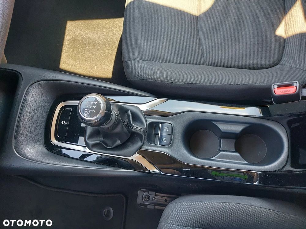 Toyota Corolla 1.5 Comfort - 23