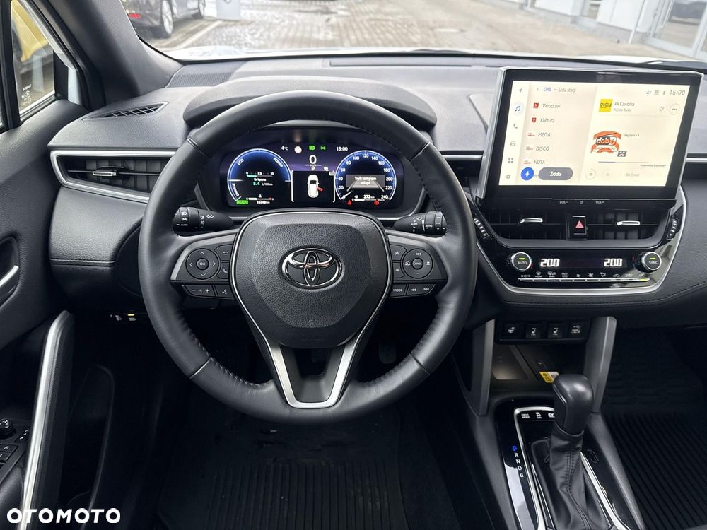 Toyota Corolla Cross - 10