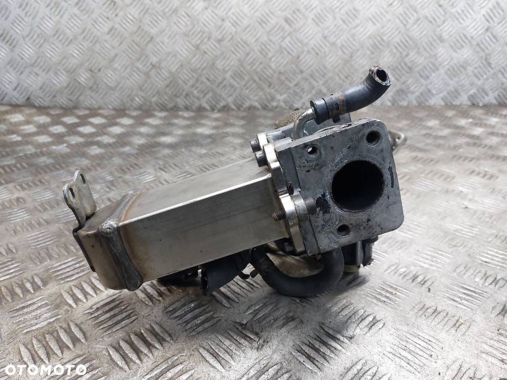 CHŁODNICZKA SPALIN EGR + ZAWÓR VOLKSWAGEN TOUAREG I 3.0 TDI 059131063D - 4