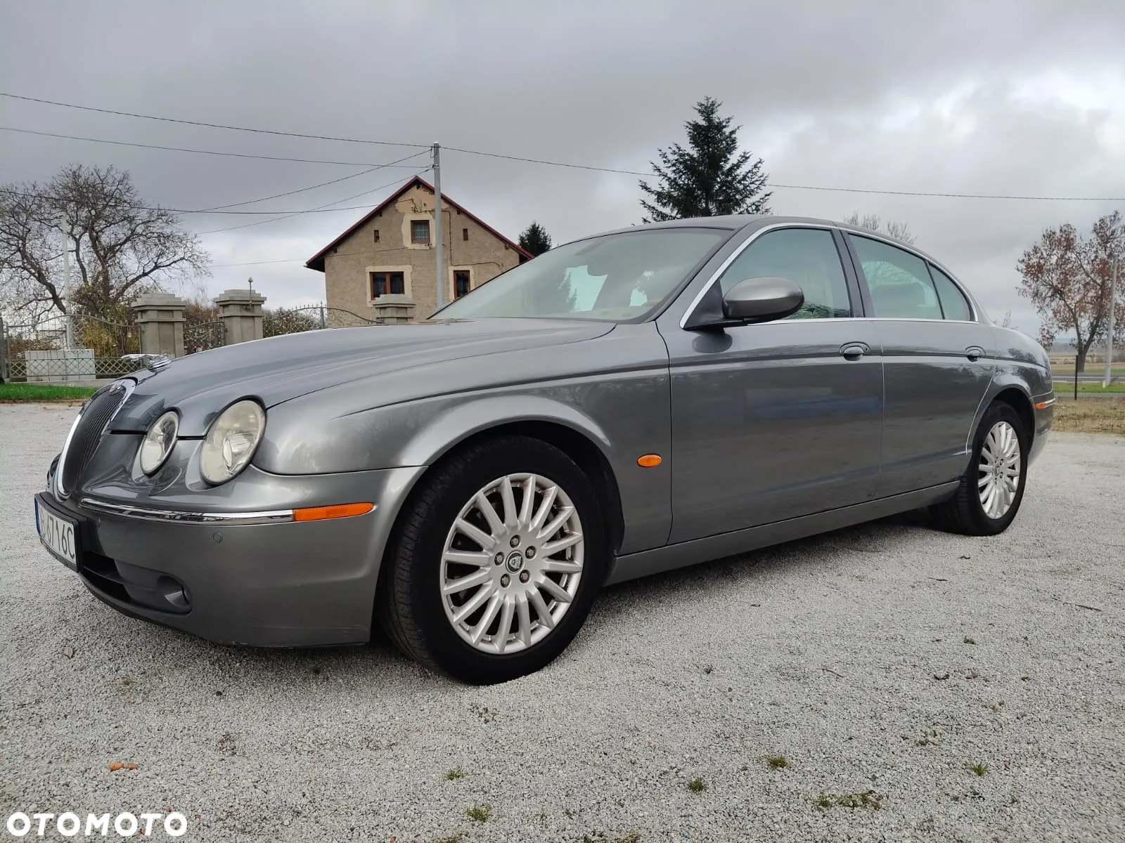 Jaguar S-Type - 23