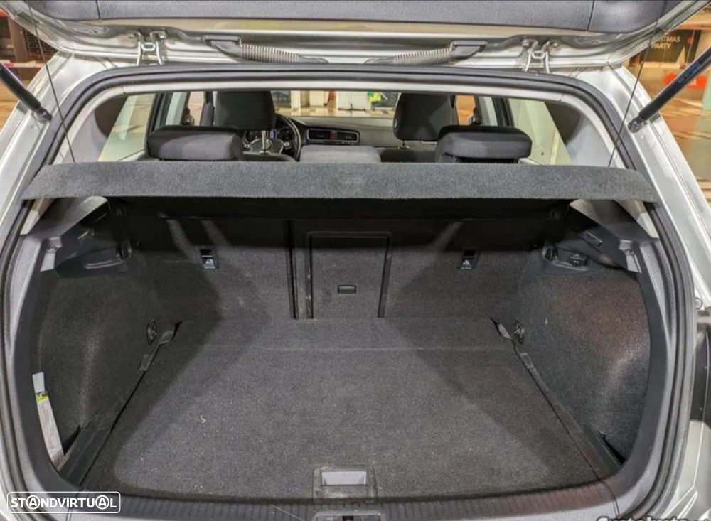 VW Golf 1.6 TDI Stream - 11