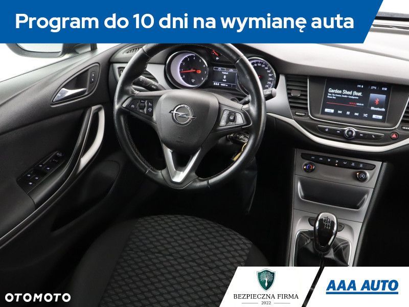 Opel Astra - 9