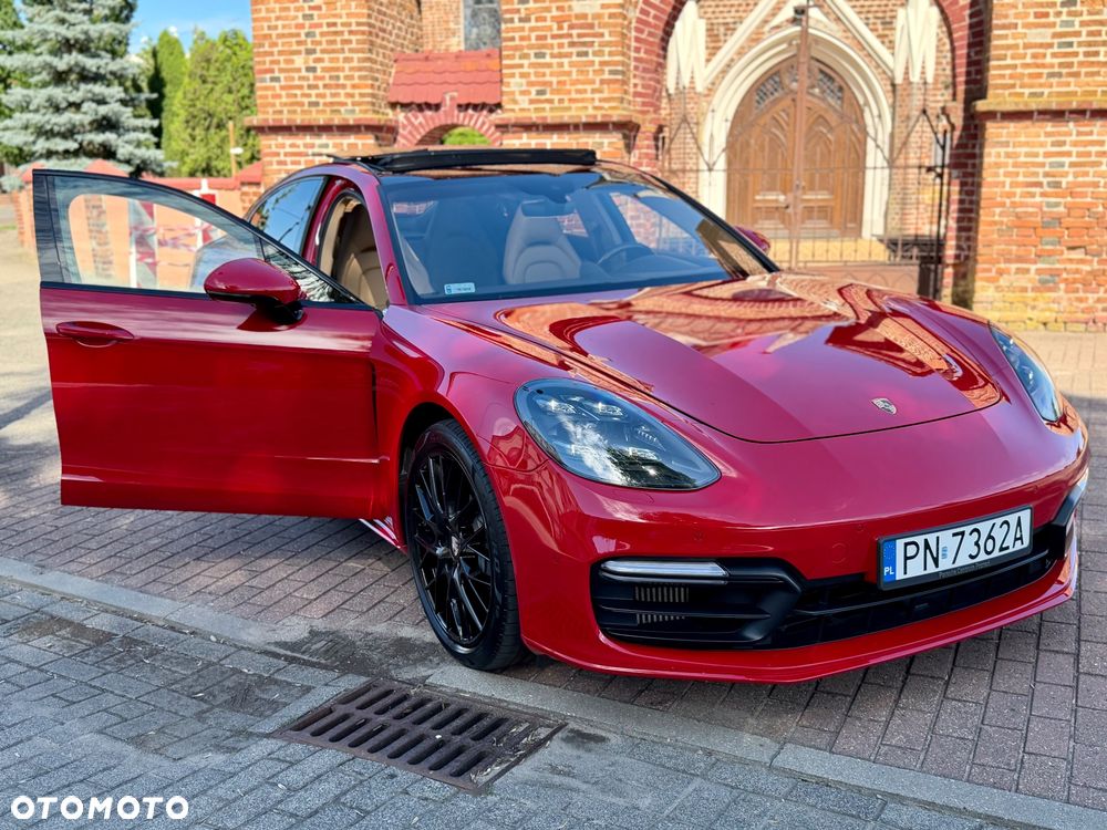 Porsche Panamera 4S GPF - 32