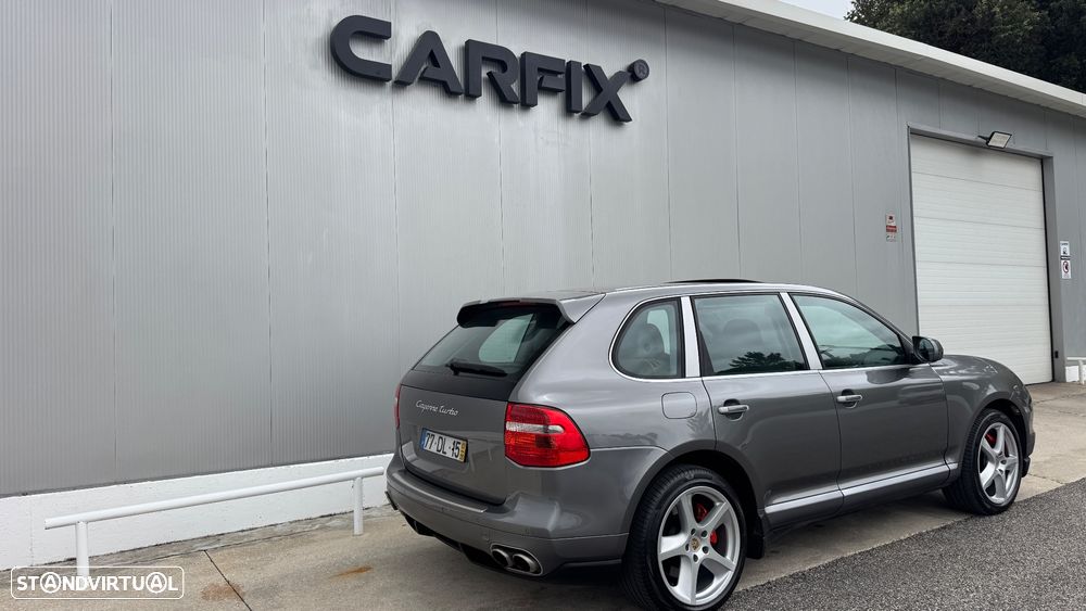 Porsche Cayenne Turbo - 23