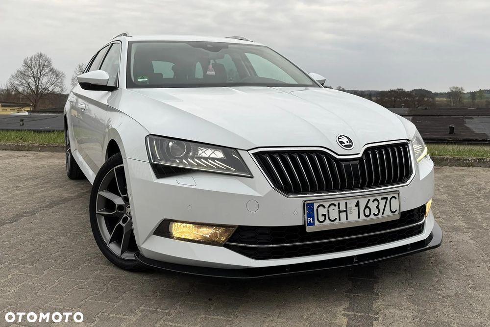 Skoda Superb 2.0 TDI Sportline - 1