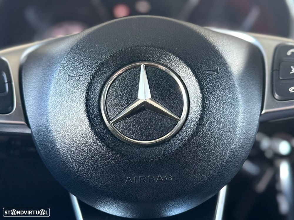 Mercedes-Benz C 180 d AMG Line - 44
