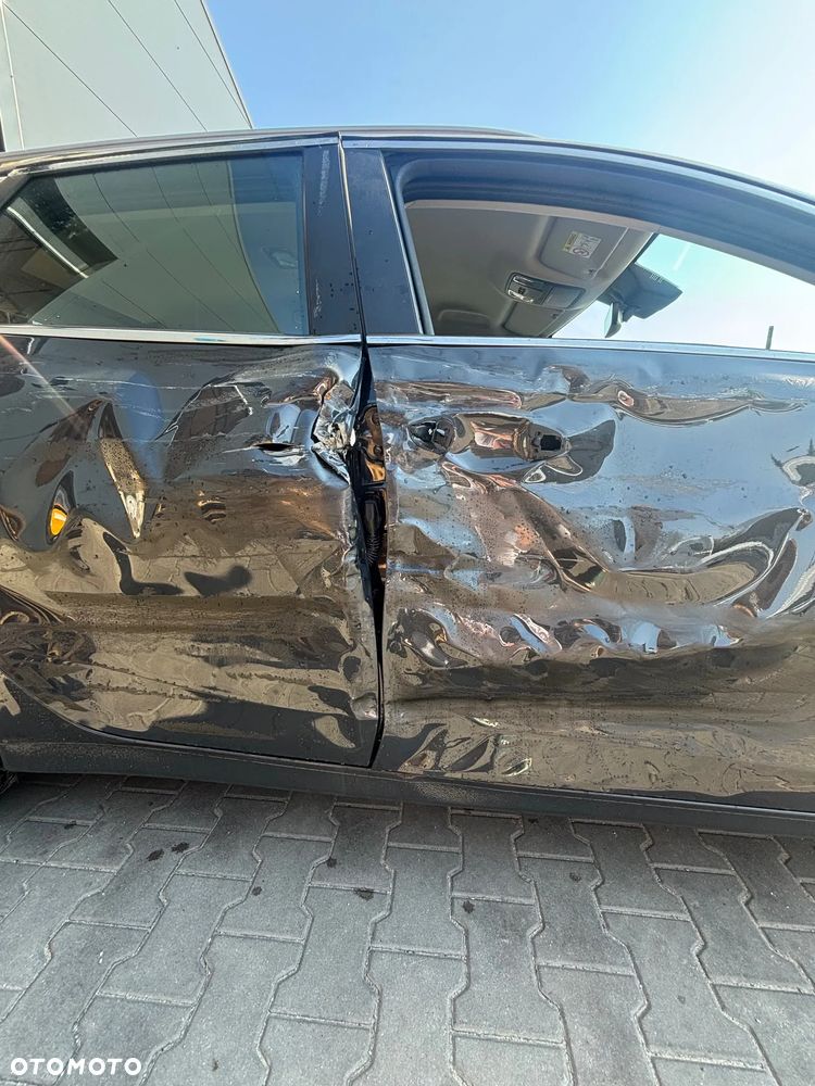 Kia Ceed - 10