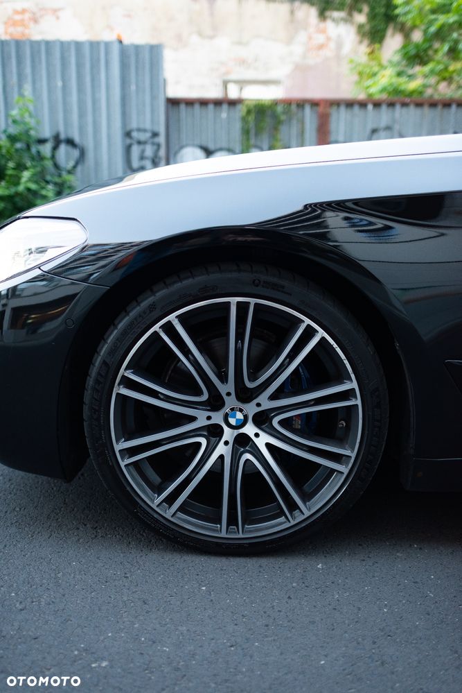 BMW Seria 5 530i M Sport Edition - 21