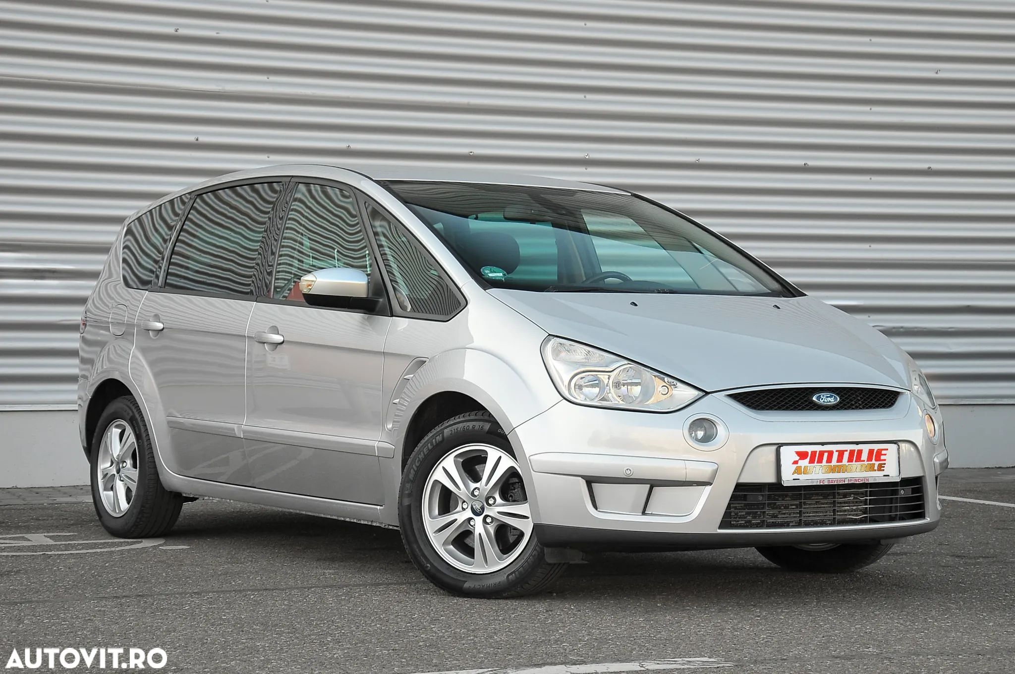 Ford S-Max 2.0 TDCi DPF Titanium - 1