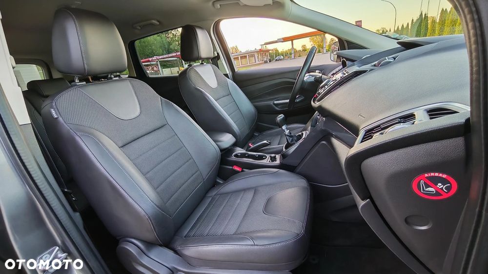 Ford Kuga 2.0 TDCi 4x4 Individual - 27