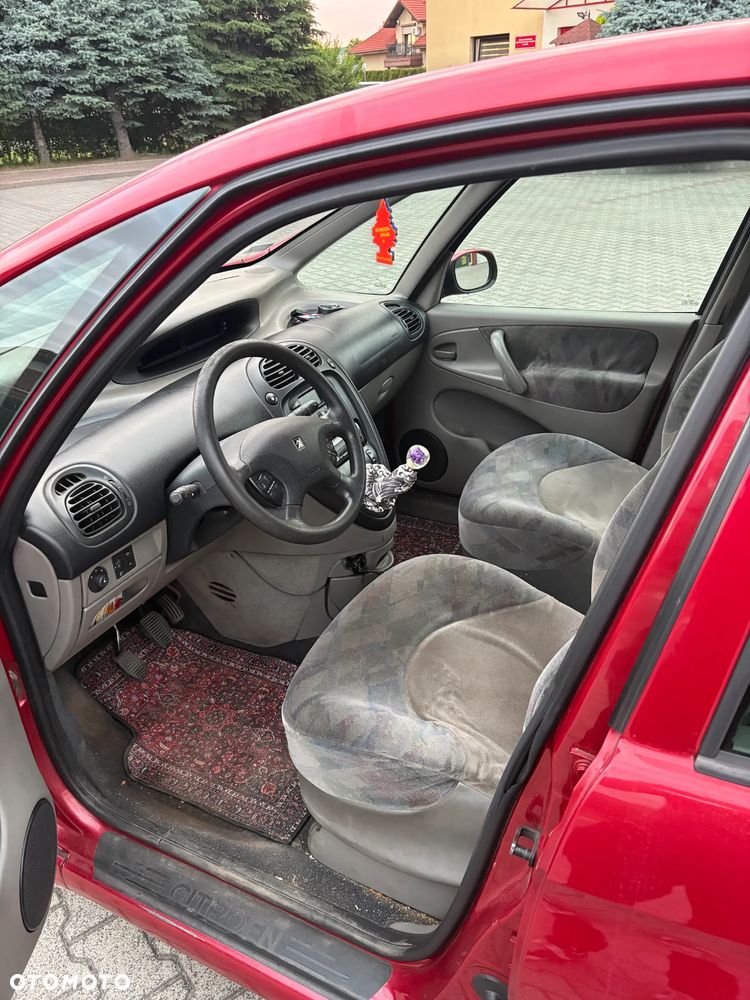 Citroën Xsara Picasso 1.6 - 11