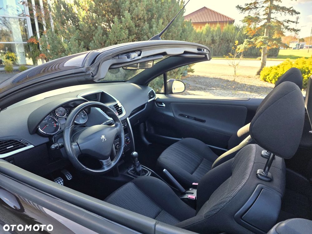 Peugeot 207 CC 120 VTi Active - 29