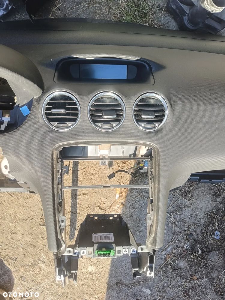 PEUGEOT 308 T7 2011R KONSOLA DESKA ROZDZIELCZA - 3