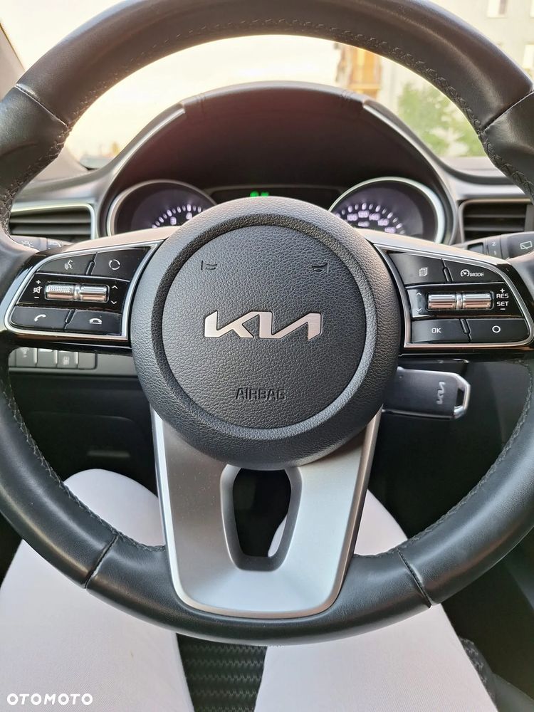 Kia XCeed 1.5 T-GDI M - 8