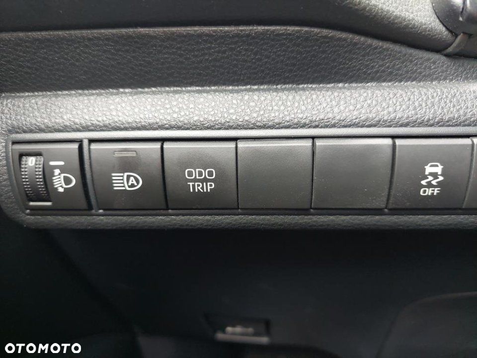 Toyota Corolla - 16