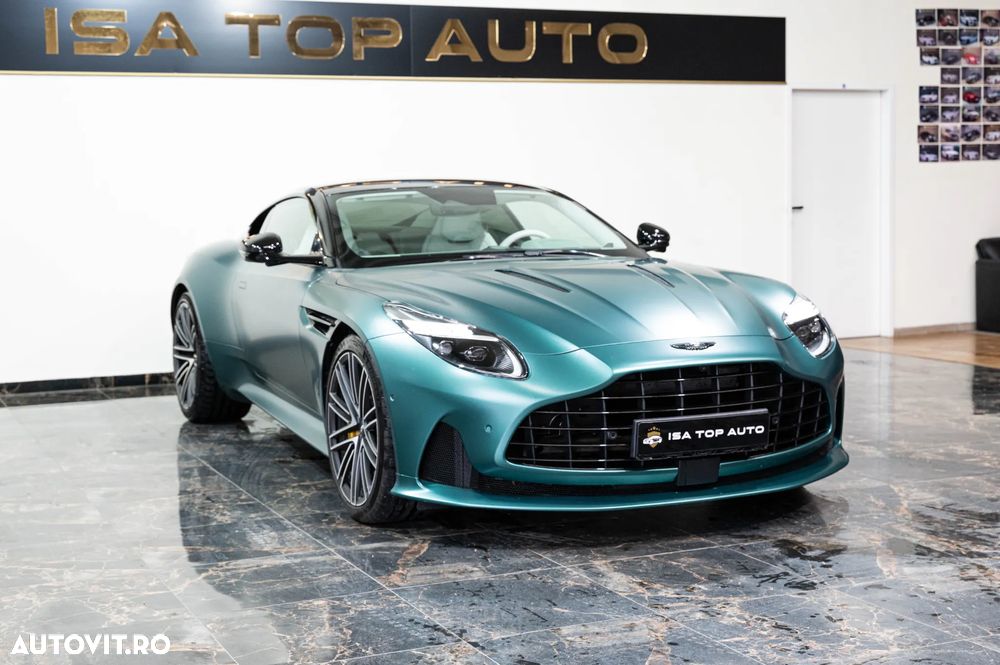 Aston Martin DB12 Volante - 11