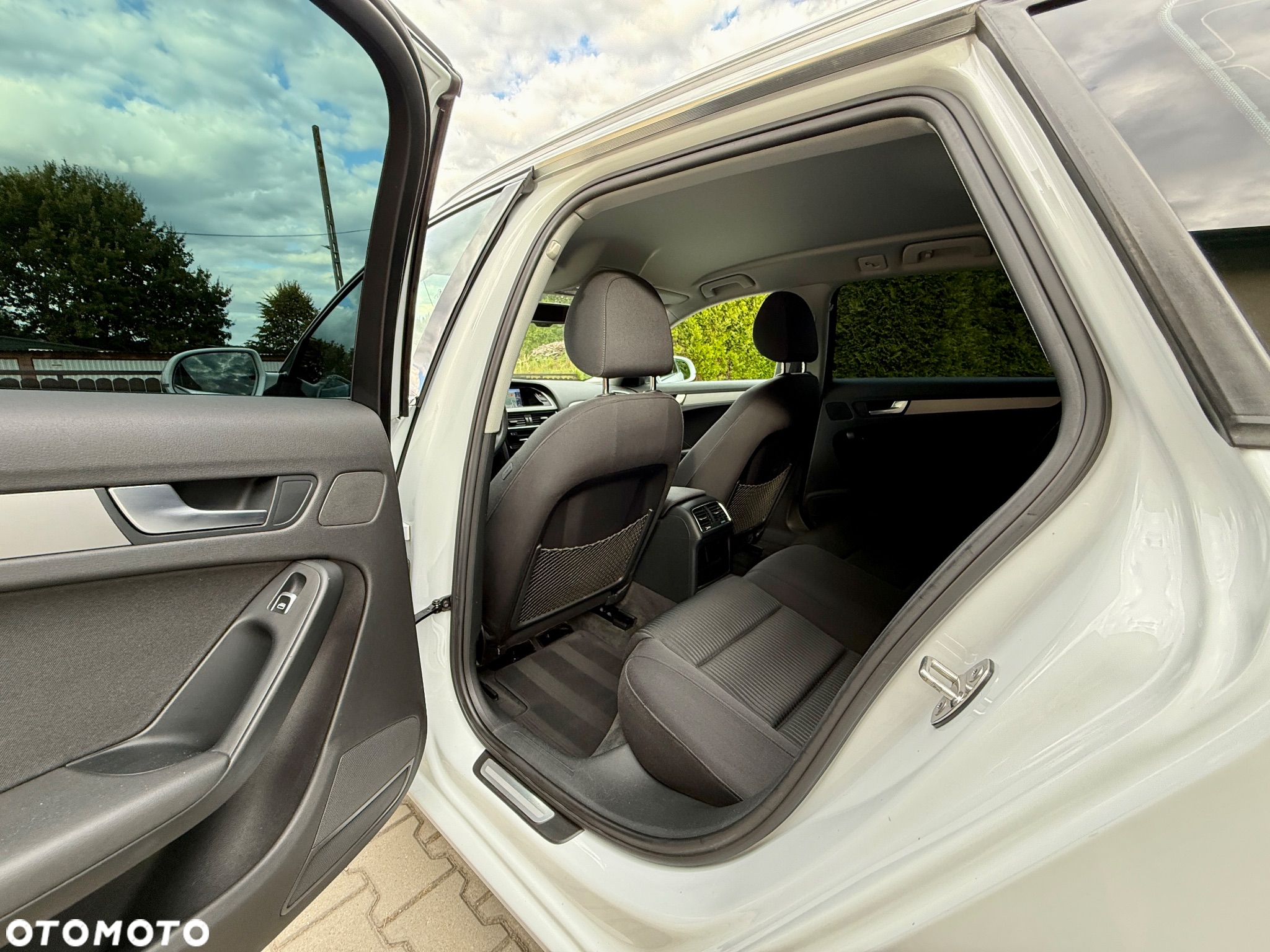 Audi A4 Avant 2.0 TDI - 17
