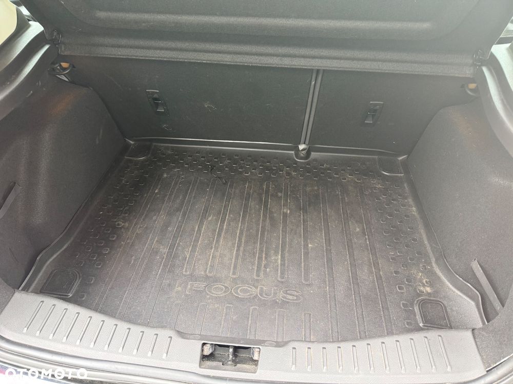 Ford Focus 1.0 EcoBoost Start-Stopp-System SYNC Edition - 31