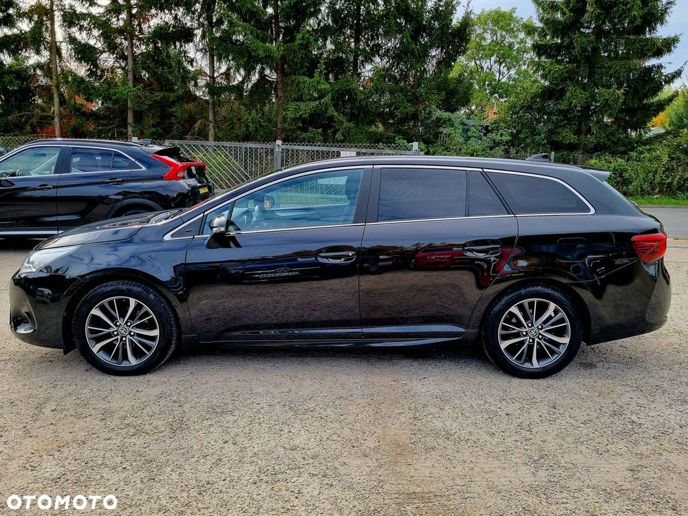 Toyota Avensis 1.8 Sol NAVI MS - 8