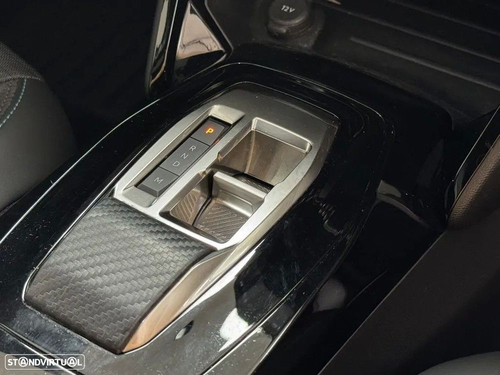 Peugeot 2008 1.5 BlueHDi Allure EAT8 - 20