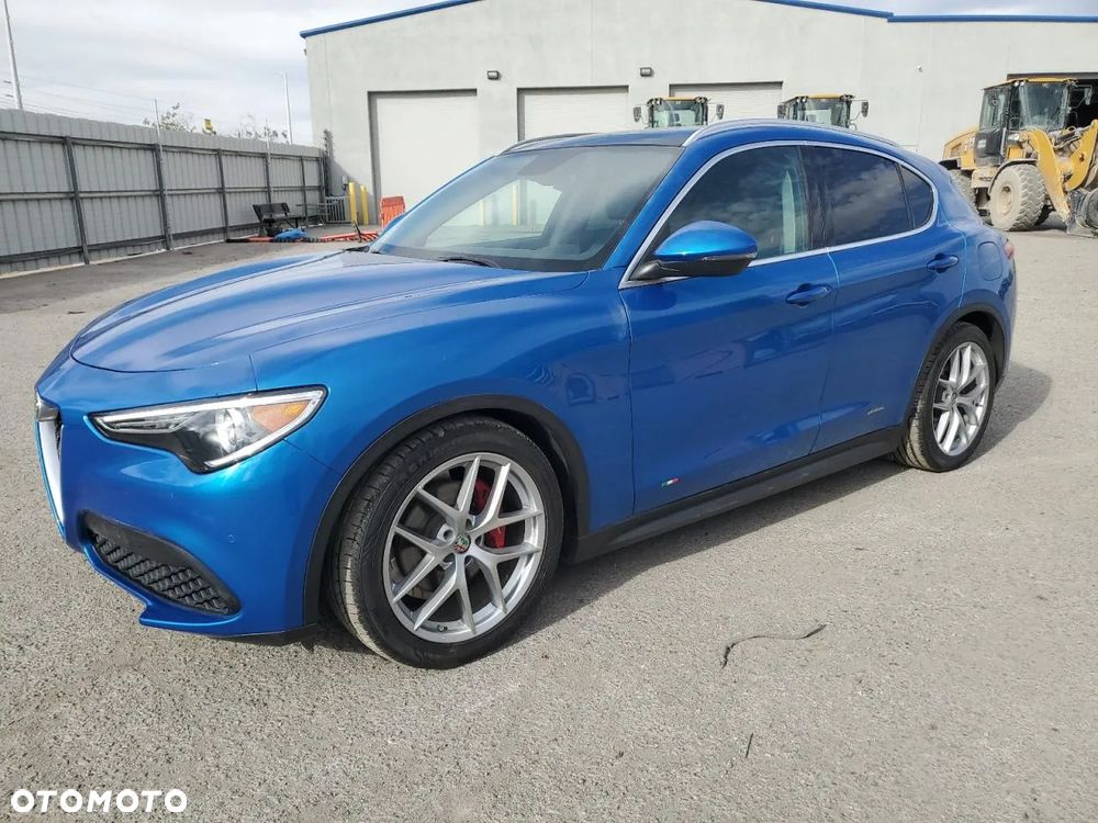 Alfa Romeo Stelvio 2.0 Turbo 16V AT8-Q4 Ti - 2