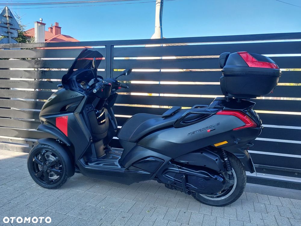 Peugeot Metropolis - 4