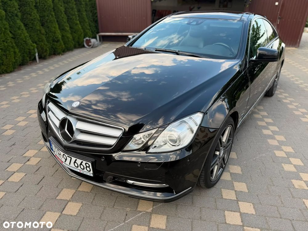 Mercedes-Benz Klasa E 250 CGI BlueEFFICIENCY Automatik Avantgarde - 2