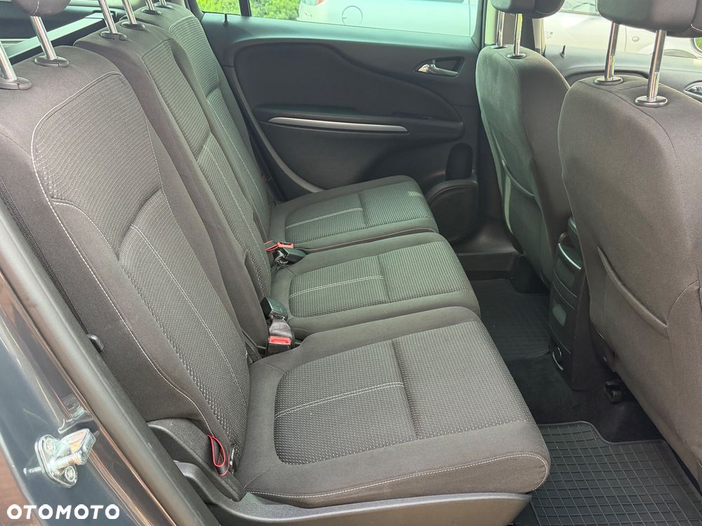 Opel Zafira 2.0 CDTI Enjoy - 11