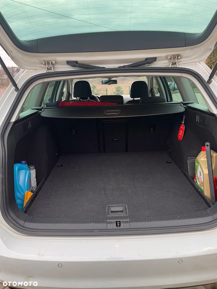 Volkswagen Golf 2.0 BlueTDI DSG Cup - 7