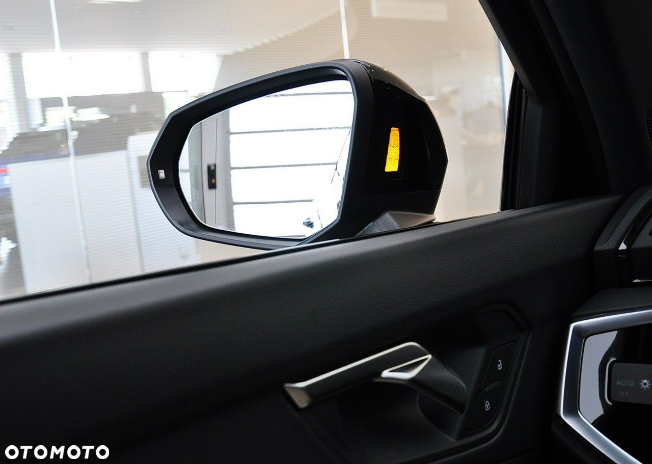 Audi Q3 Sportback - 23
