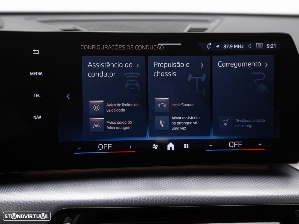 BMW iX2 eDrive20 Pack Desportivo M - 26