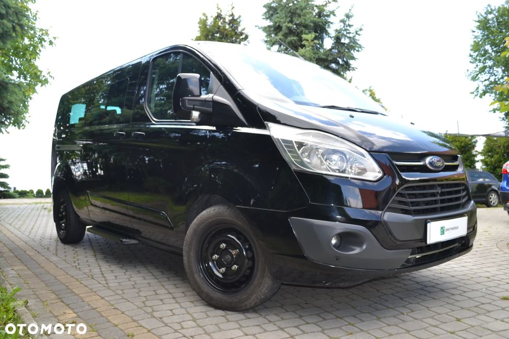 Ford Tourneo Custom 320 L2H1 VA Titanium - 12