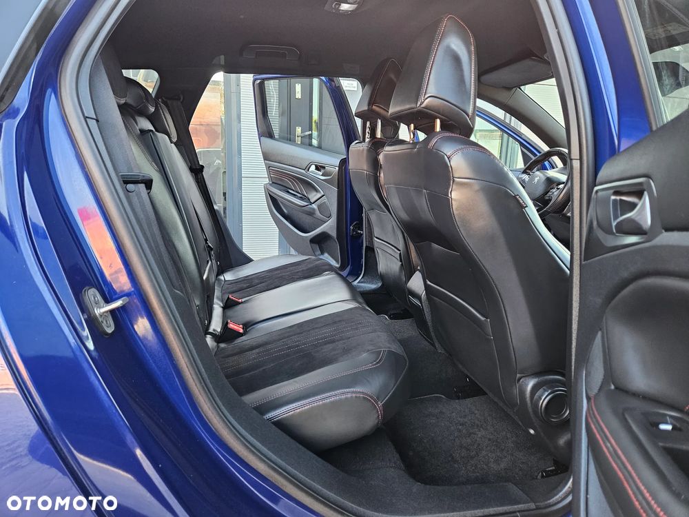 Peugeot 308 - 15