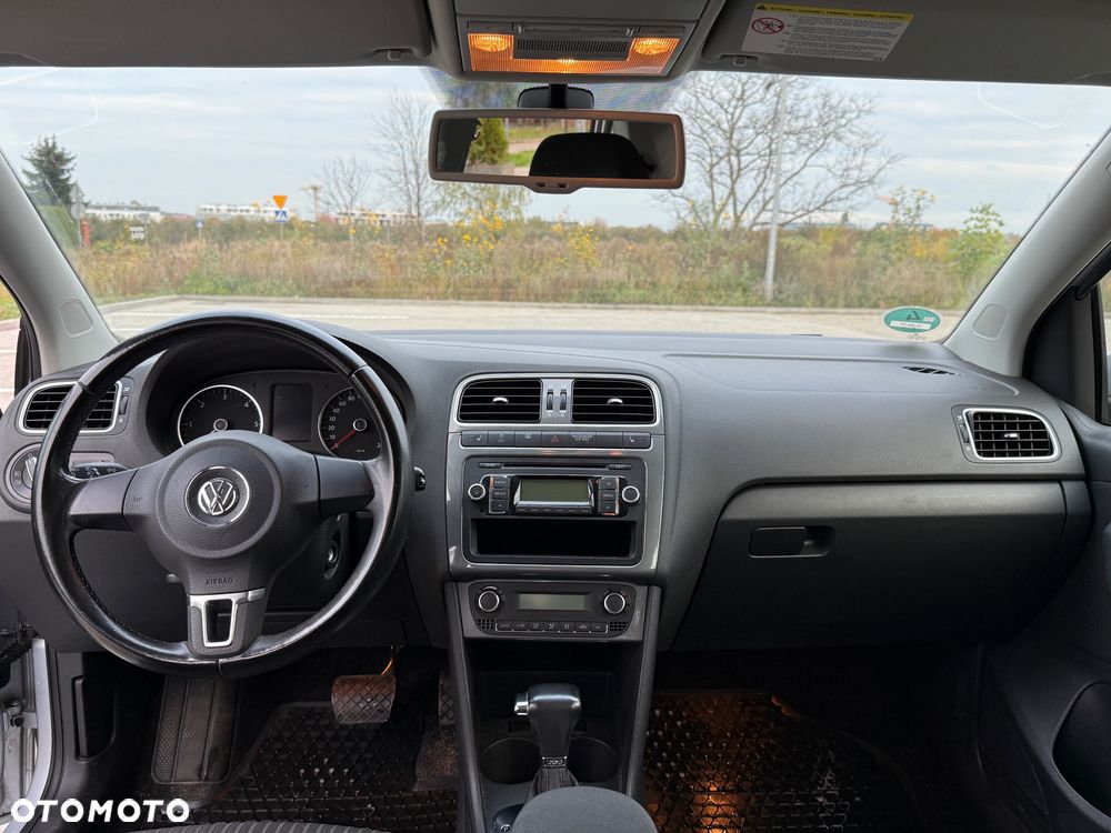 Volkswagen Polo 1.6 TDI DPF Highline DSG - 10