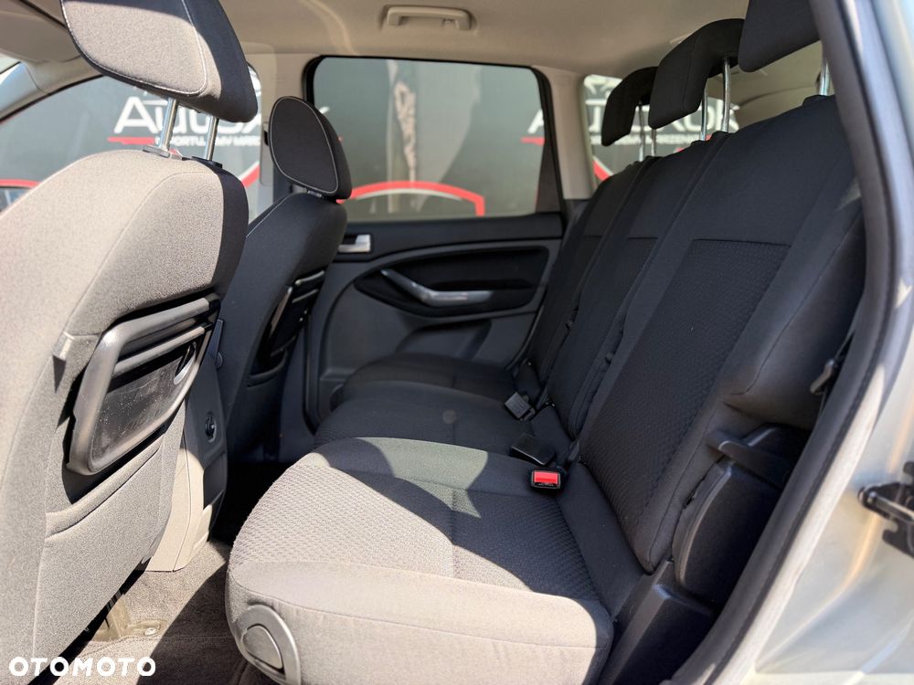 Ford Focus C-Max - 35