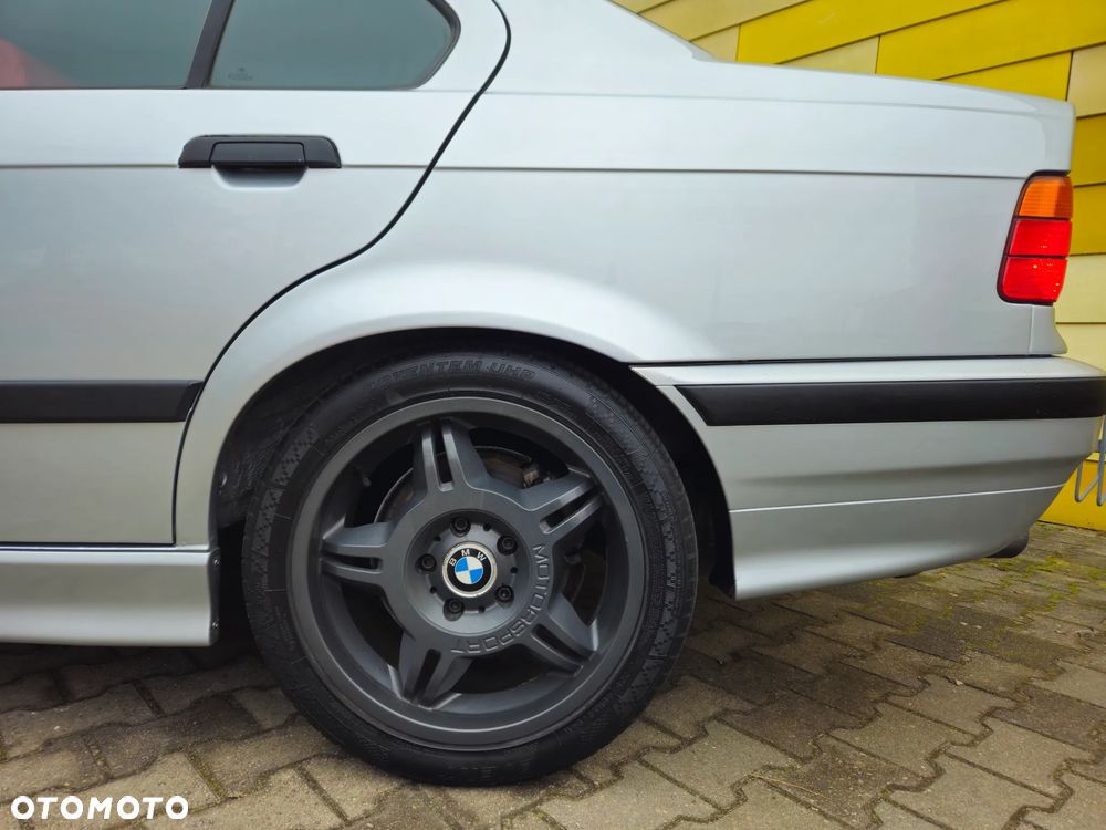 BMW Seria 3 - 34