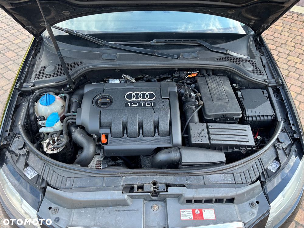 Audi A3 3-drzwiowe 1.9 TDIe DPF - 9
