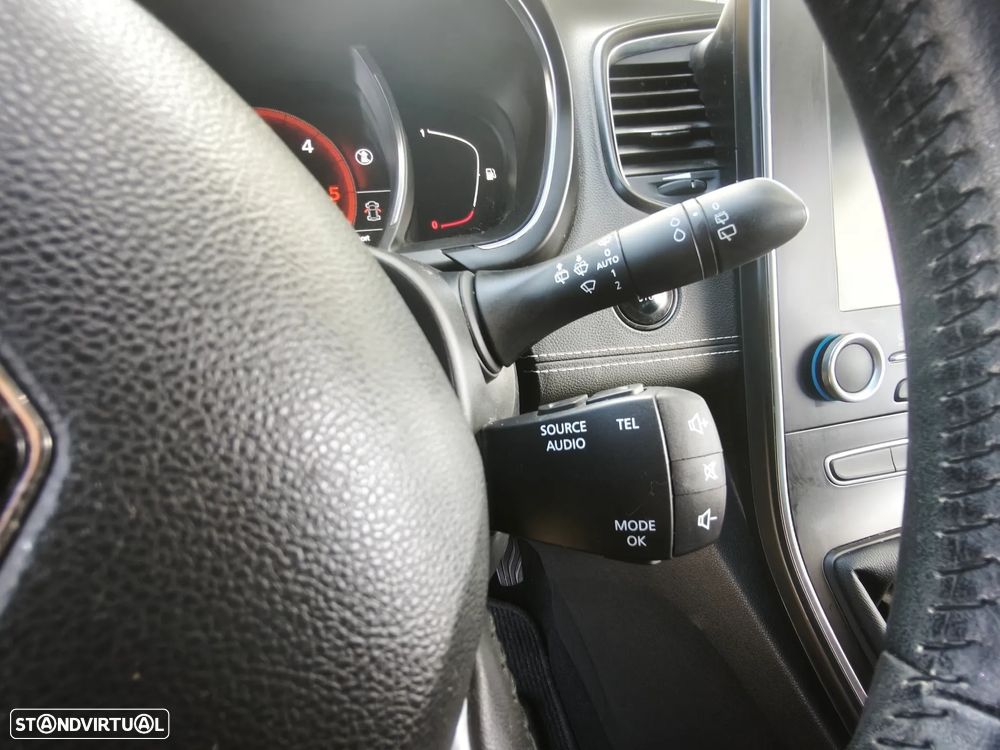 Renault Grand Scénic 1.6 dCi Intens SS - 6