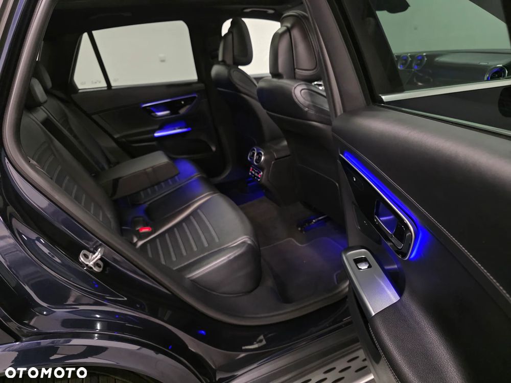 Mercedes-Benz GLC 220 d 4Matic 9G-TRONIC Edition AMG Line - 32